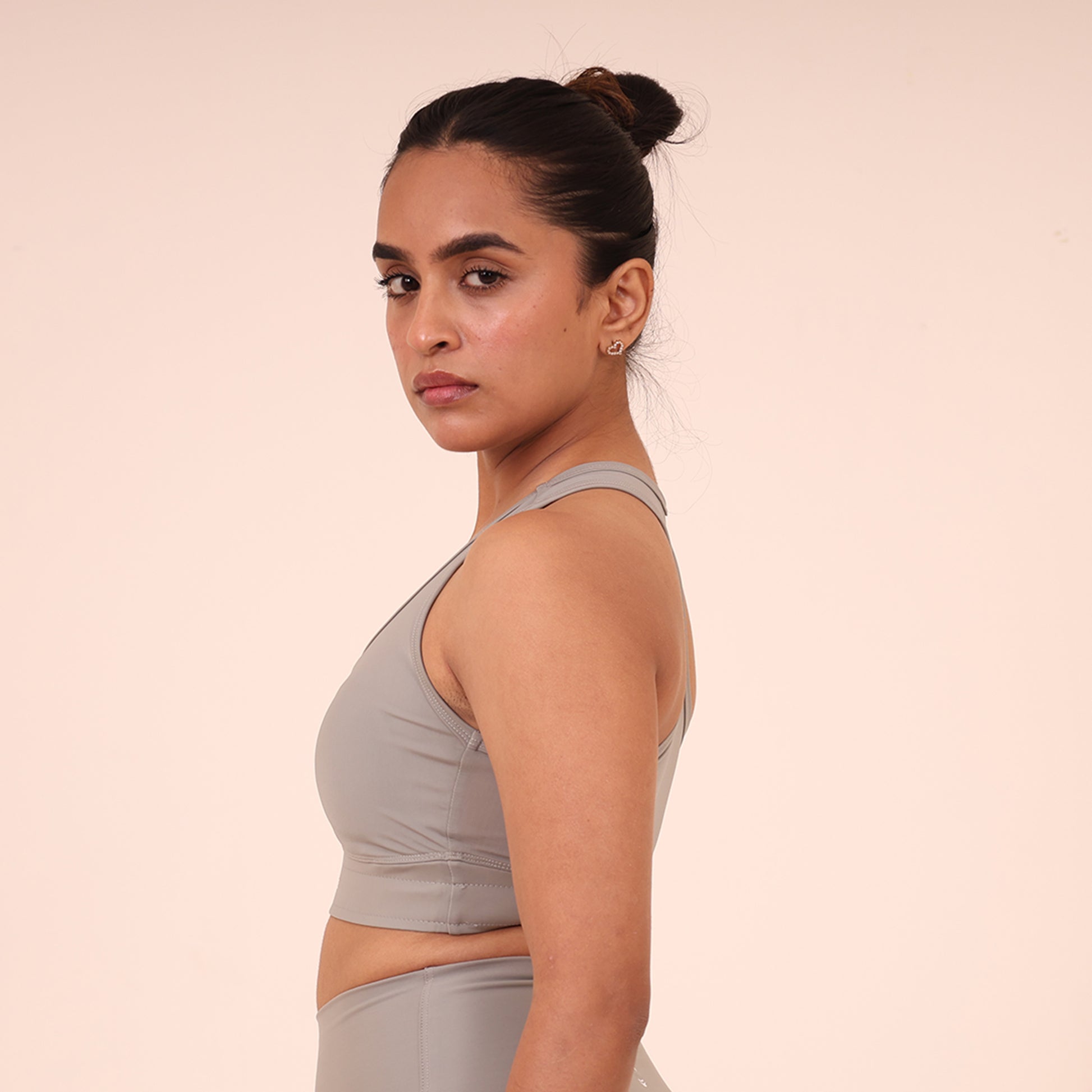 Sculpted Elevate Sports Bra- Sculpted Essentials - Light Grey - Black Ape 