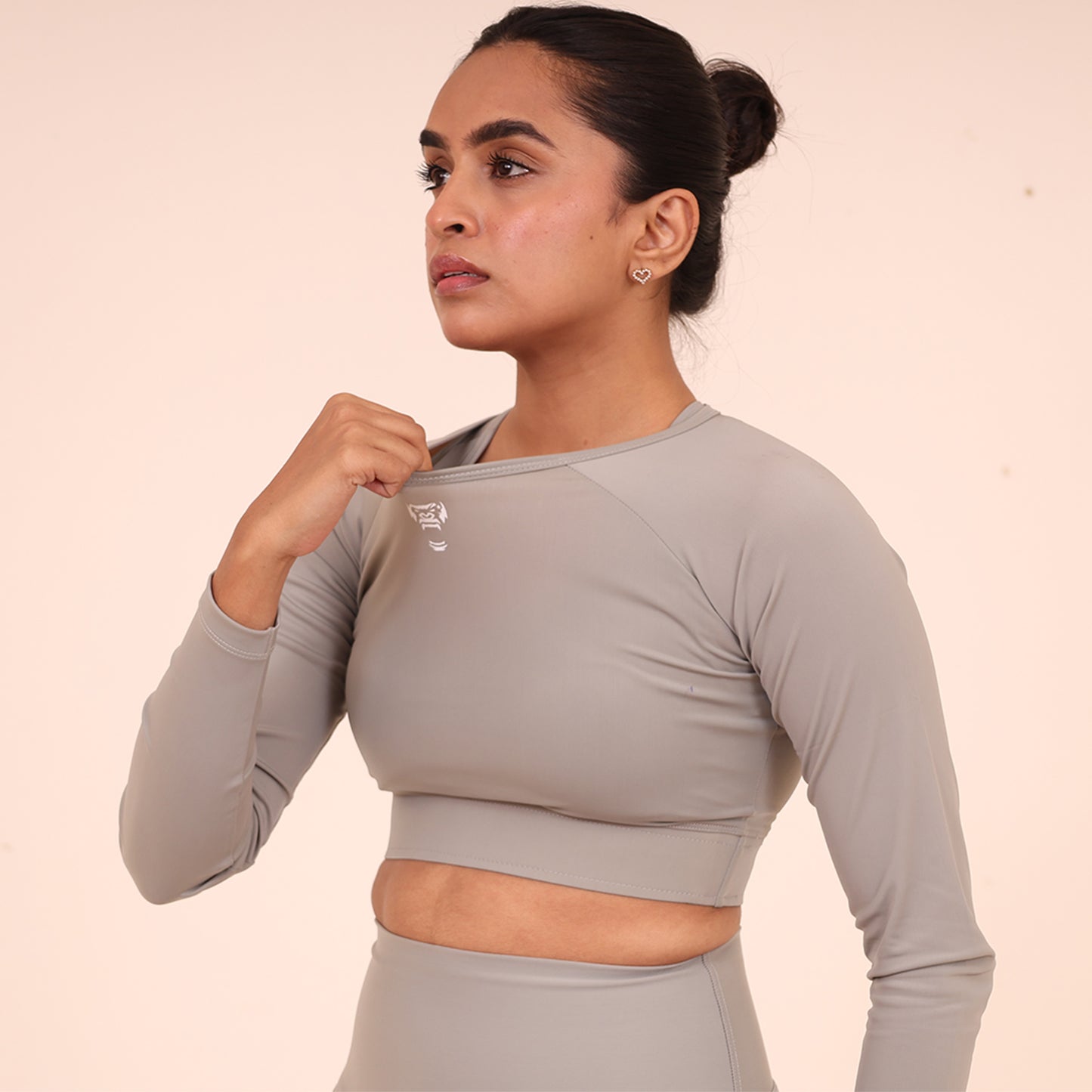 Sculpted Flex croptop full Sleeve - Sculpted Essentials - Light Grey - Black Ape 