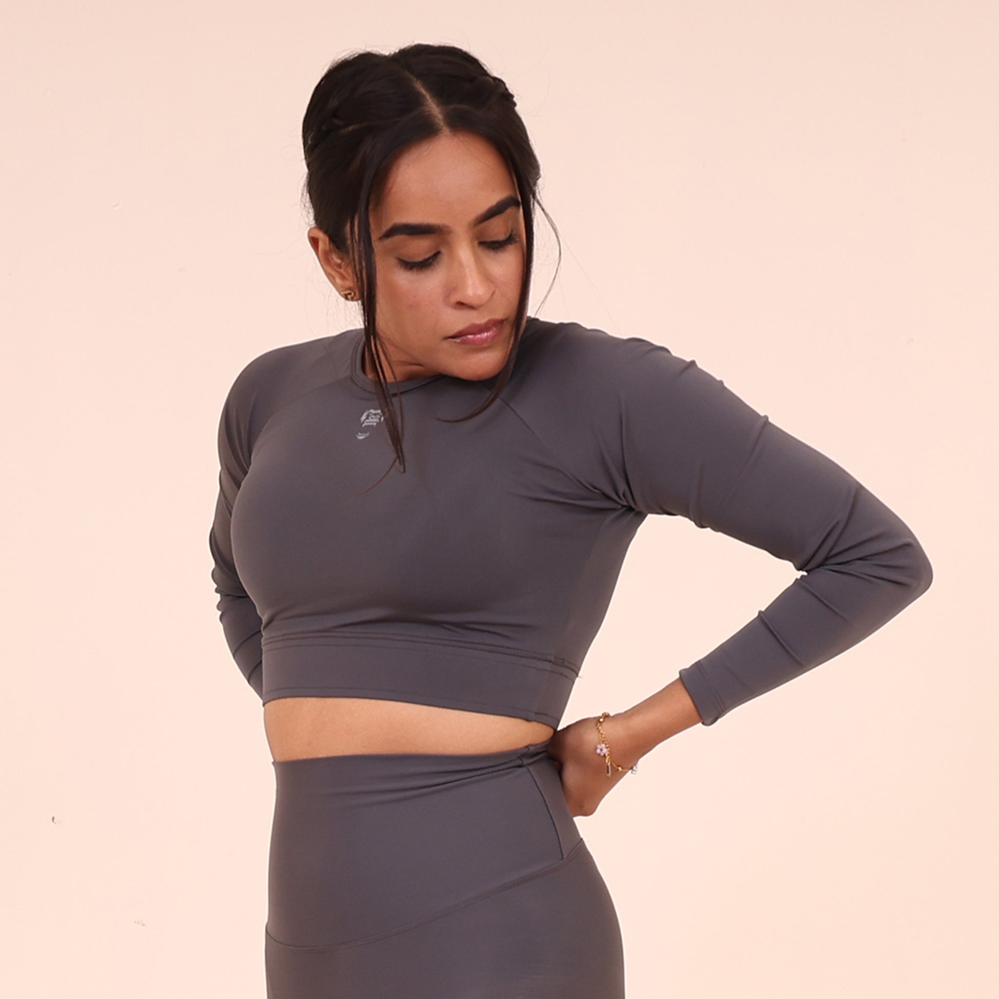 Sculpted Flex croptop full Sleeve - Sculpted Essentials - Dark Grey - Black Ape 