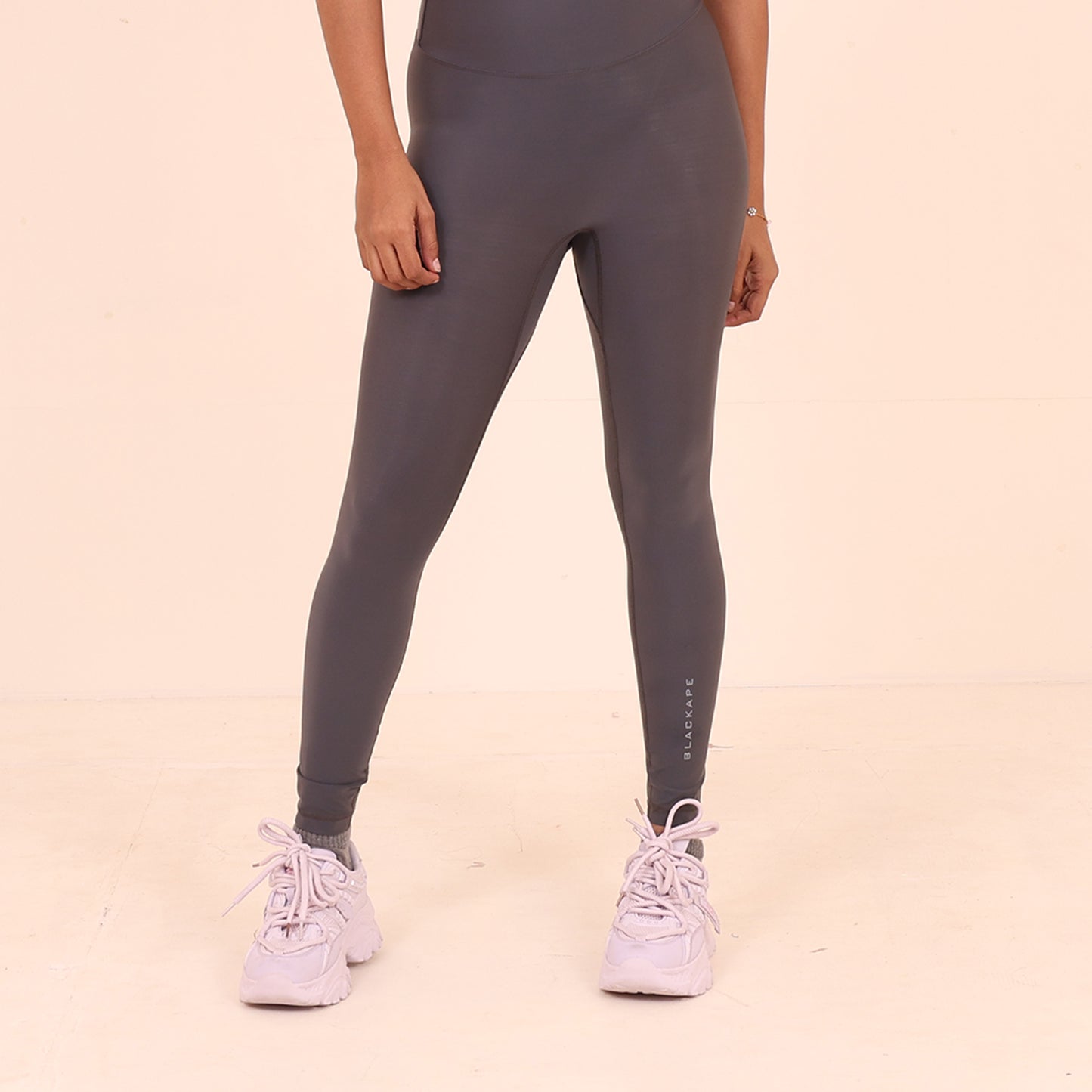 Sculpted Flow Leggings - Sculpted Essentials - Dark Grey - Black Ape 